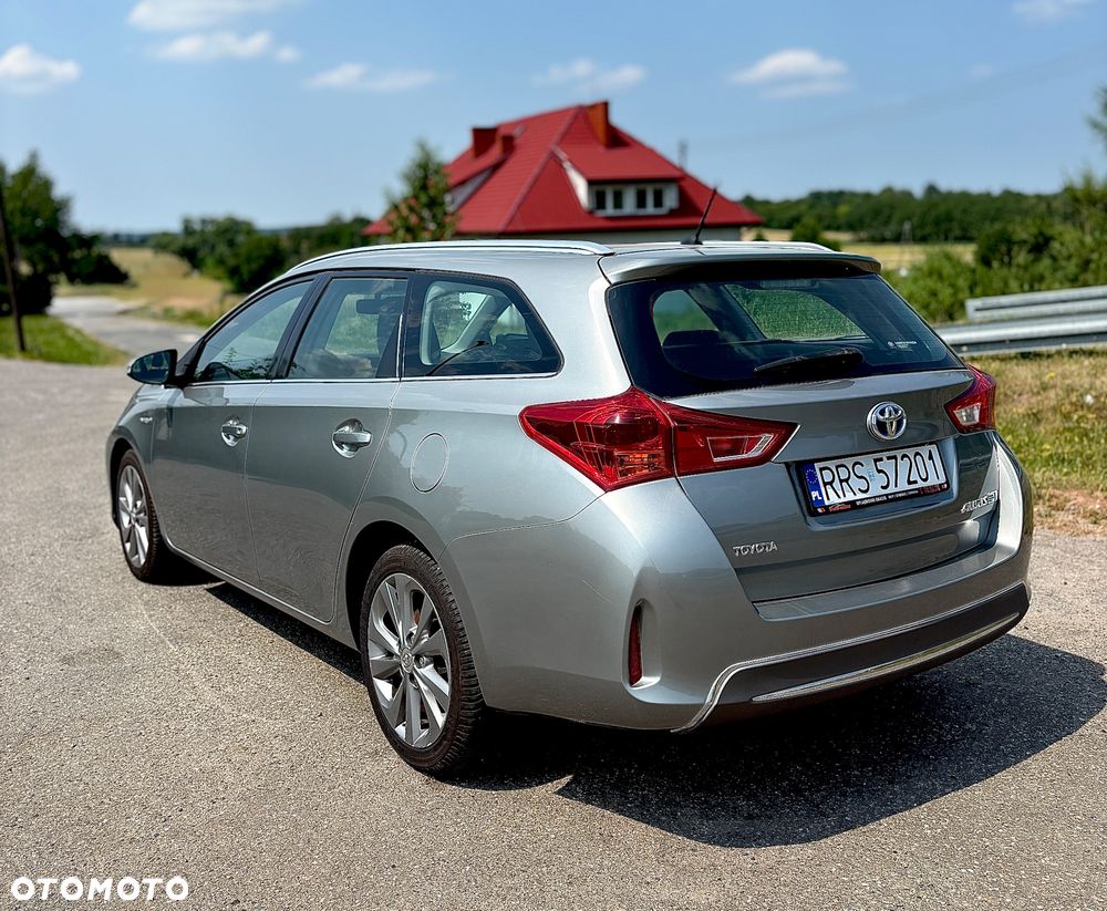 Toyota Auris - 5
