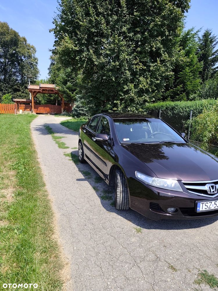 Honda Accord 2.0 Comfort - 2