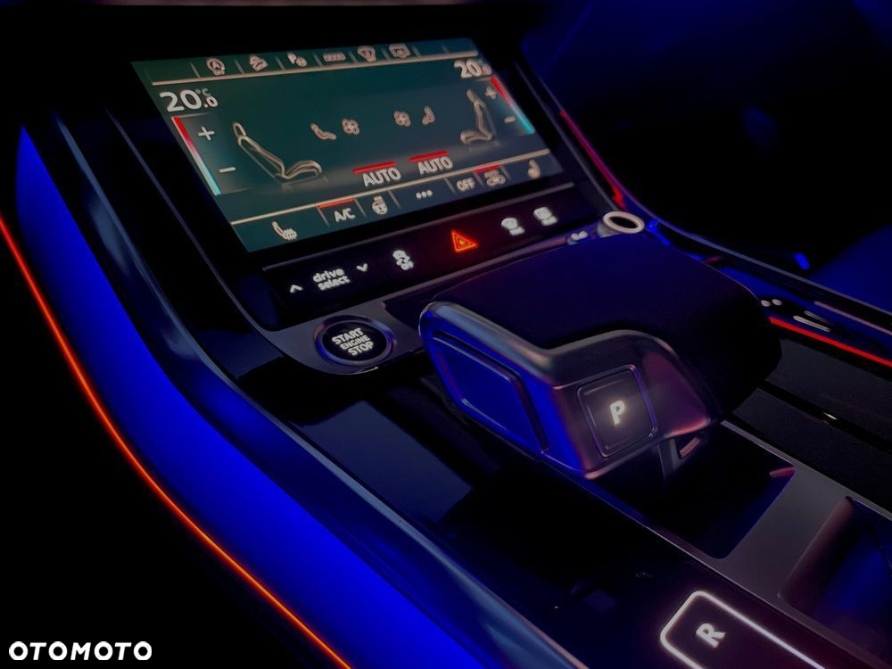 Audi Q8 - 28