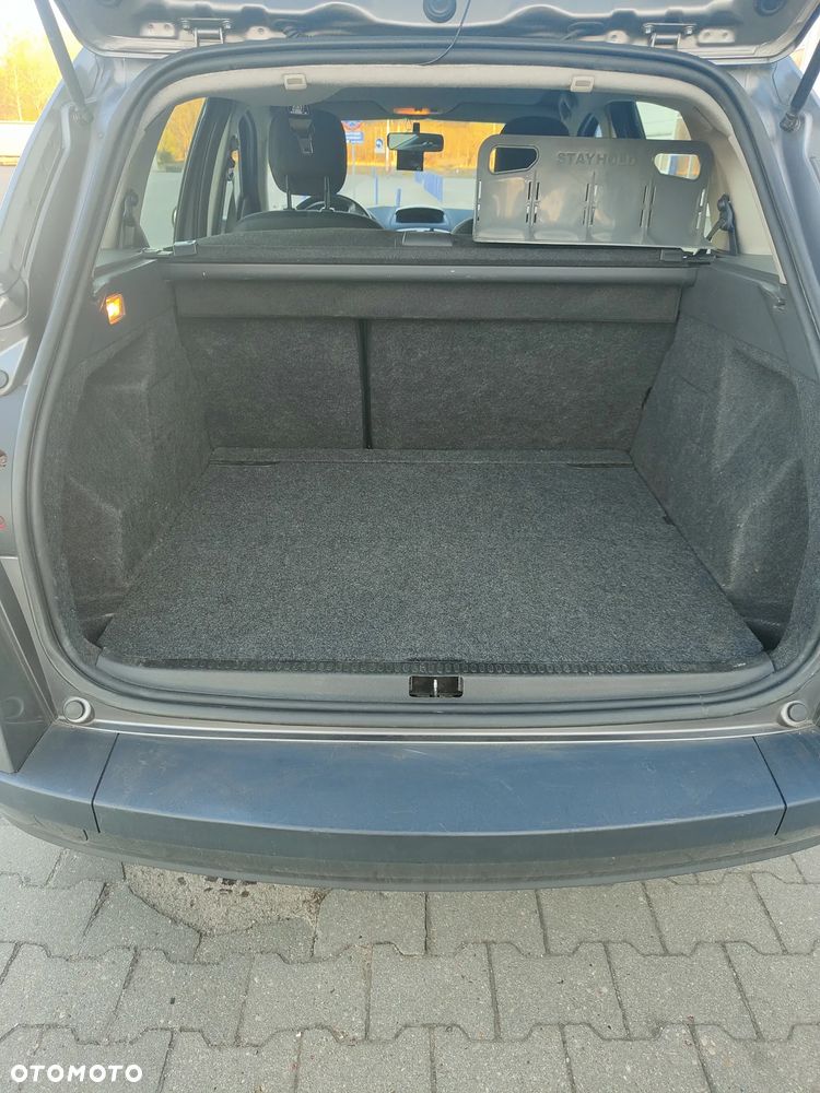 Renault Clio 1.2 16V TCE Alize - 18