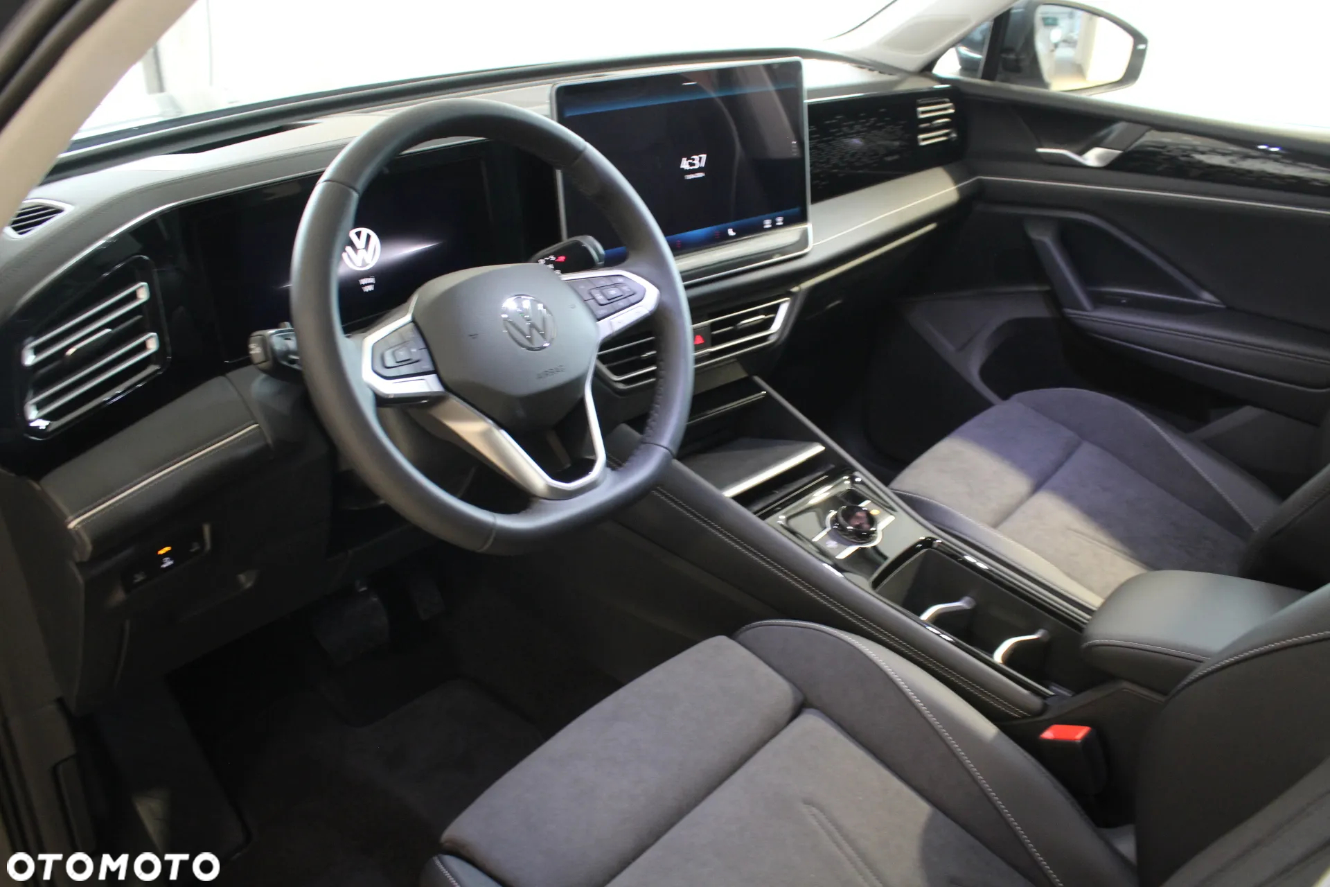 Volkswagen Tiguan 1.5 TSI EVO Elegance DSG - 9