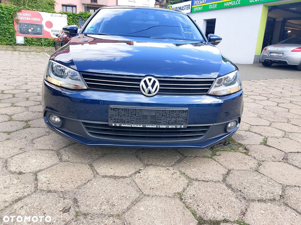 Volkswagen Jetta 1.2 TSI Comfortline Perfectline - 2