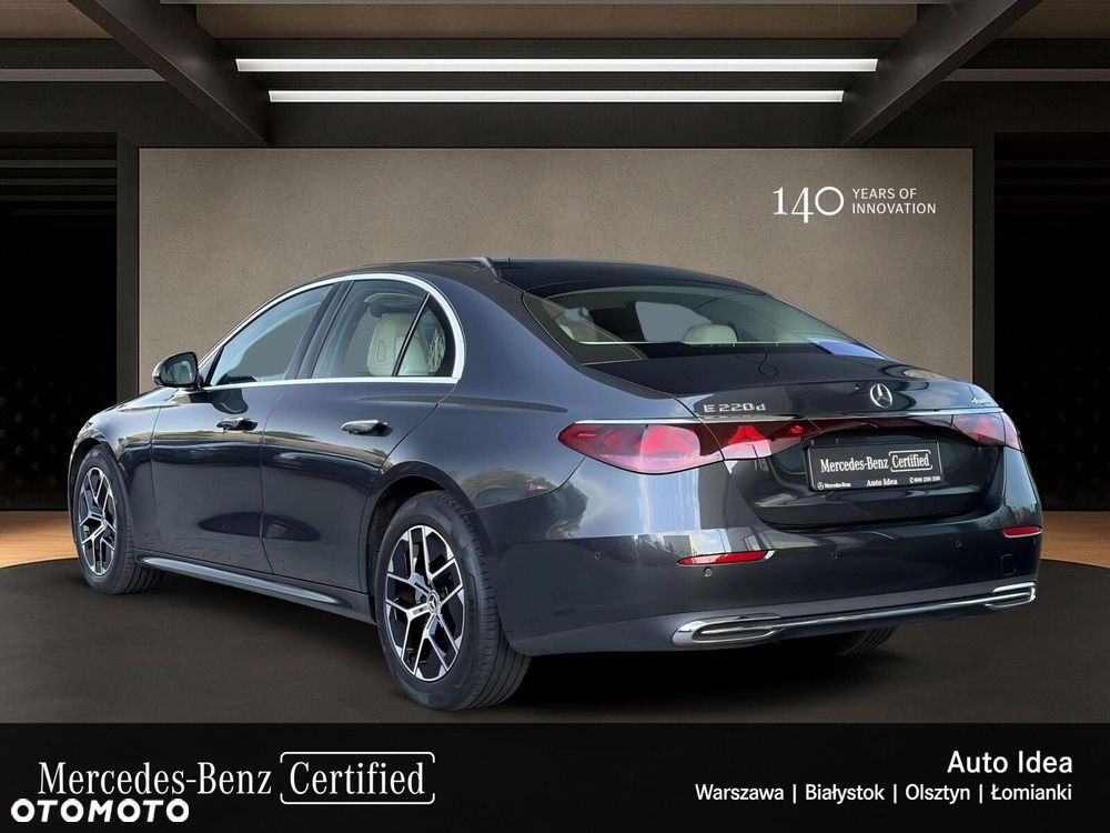 Mercedes-Benz Klasa E 220 d mHEV AMG 9G-Tronic - 4