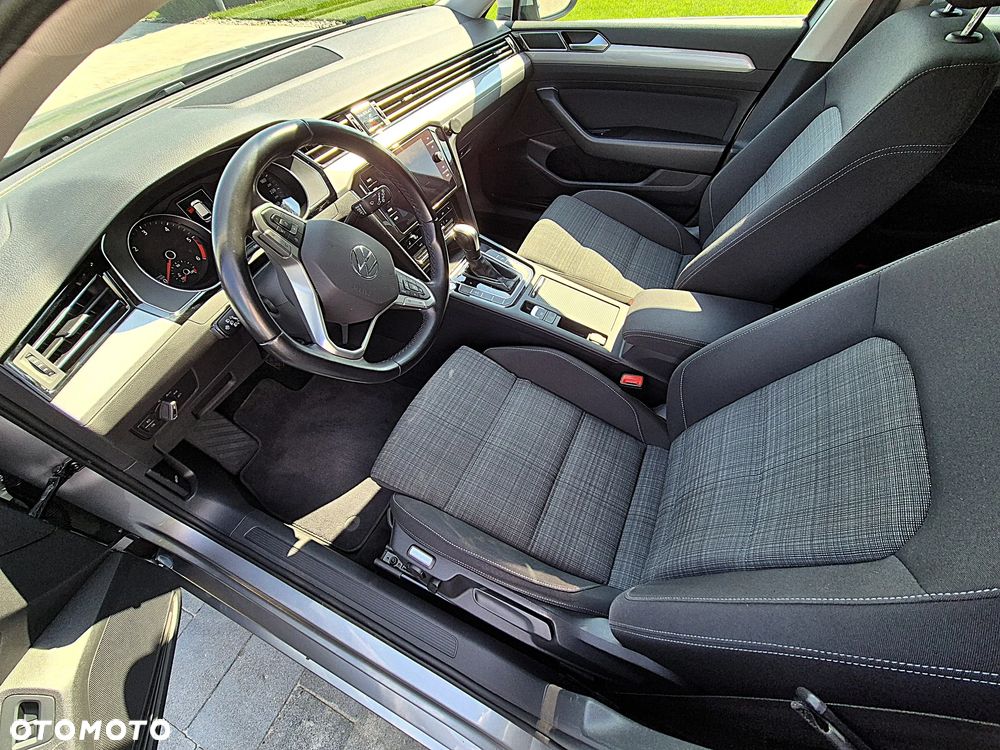 Volkswagen Passat 2.0 TDI EVO Business DSG - 10