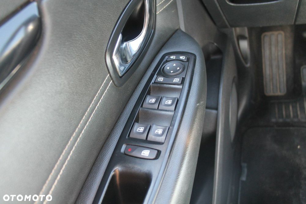 Renault Grand Scenic - 19