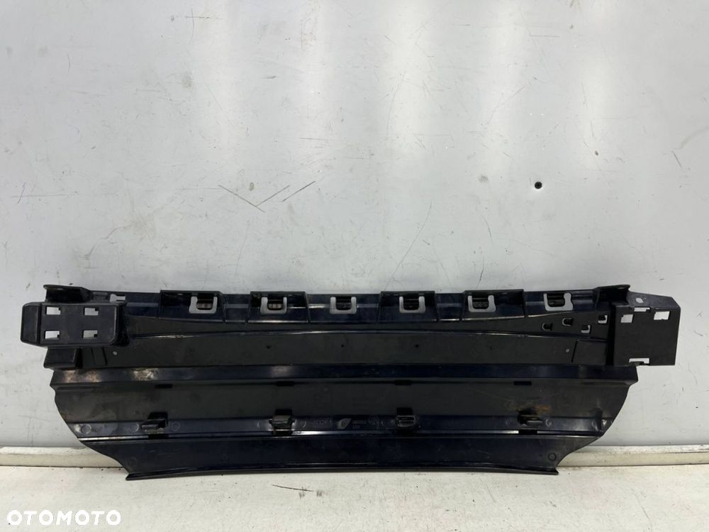 Ślizg BMW 5 F10 sedan 10-17r. tylny środkowy wspornik mocowanie zderzaka wzmocnienie 7331599 - 3