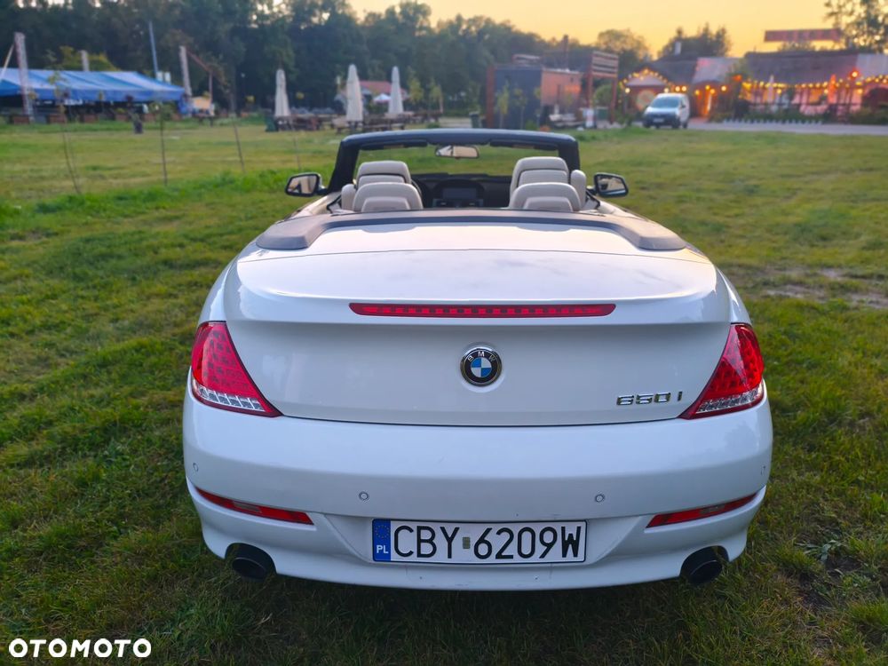 BMW Seria 6 650 i - 7