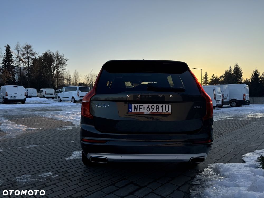 Volvo XC 90 D5 AWD Momentum 7os - 6