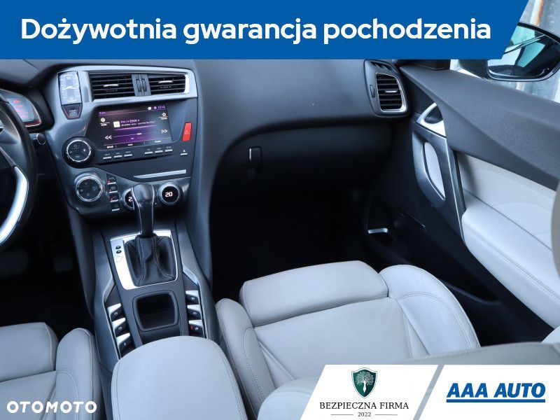 DS Automobiles DS 5 - 10