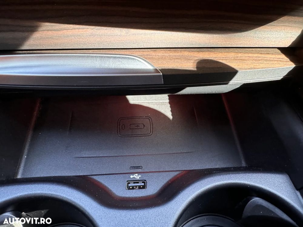 BMW Seria 5 530e AT PHEV - 36