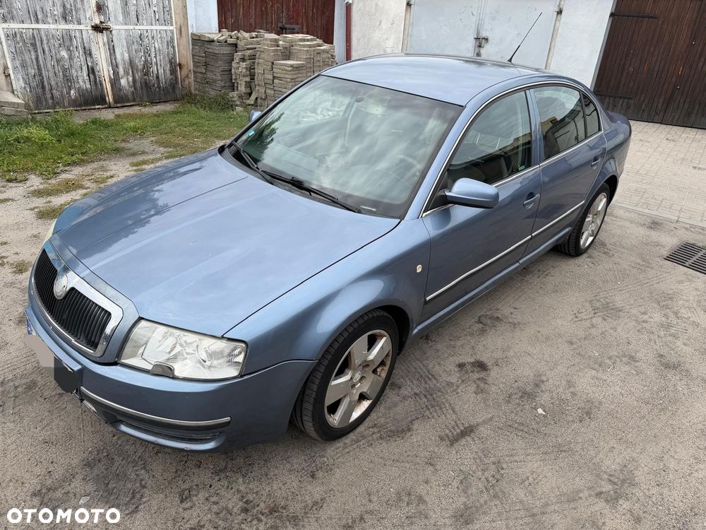 Skoda Superb - 1