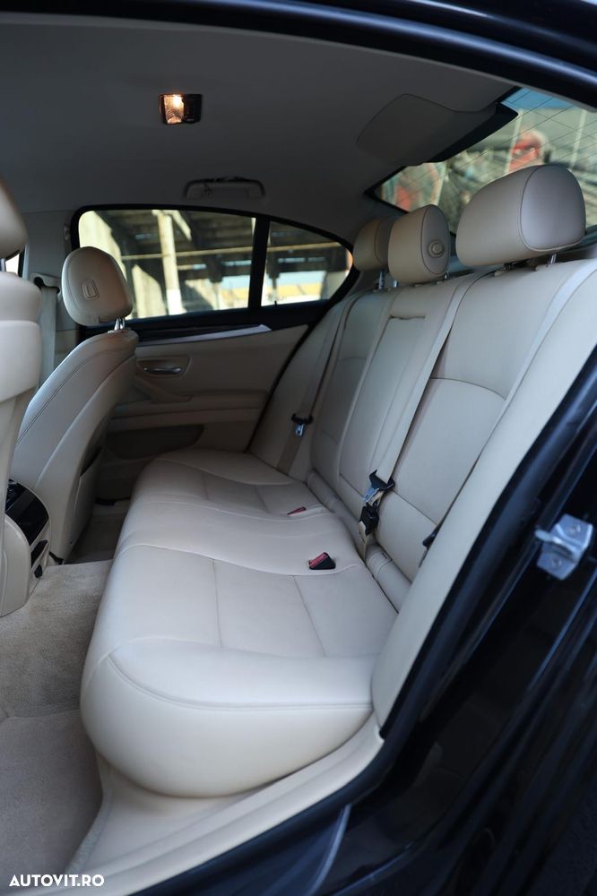 BMW Seria 5 520d - 17
