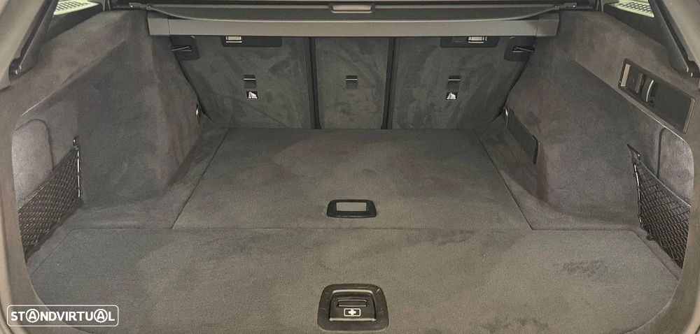 BMW 320 d xDrive Navigation - 22