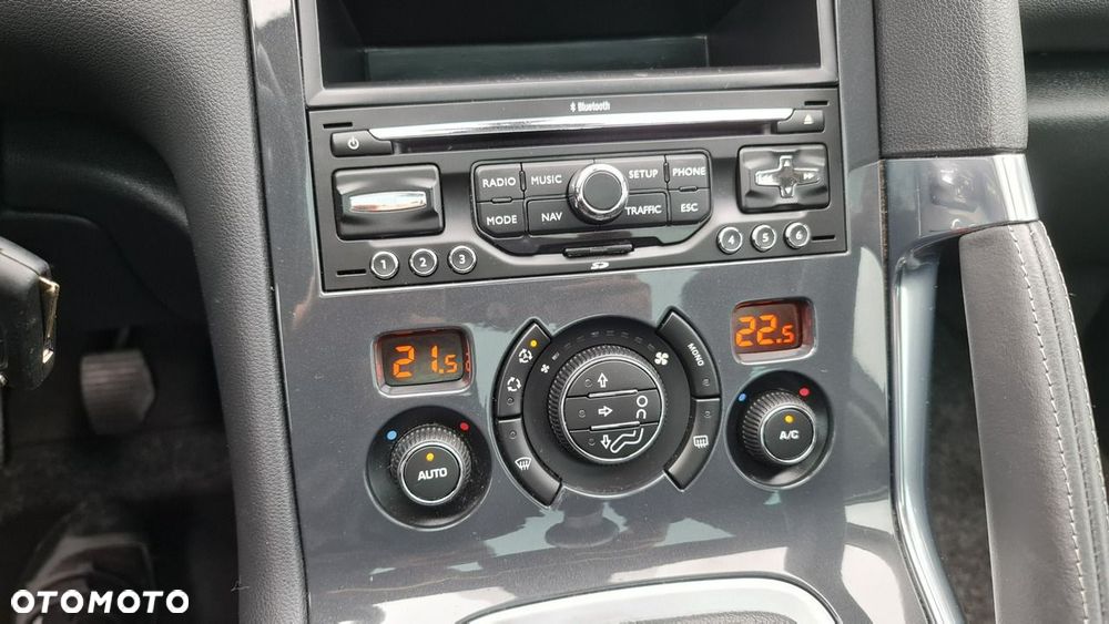 Peugeot 3008 155 THP Premium - 22