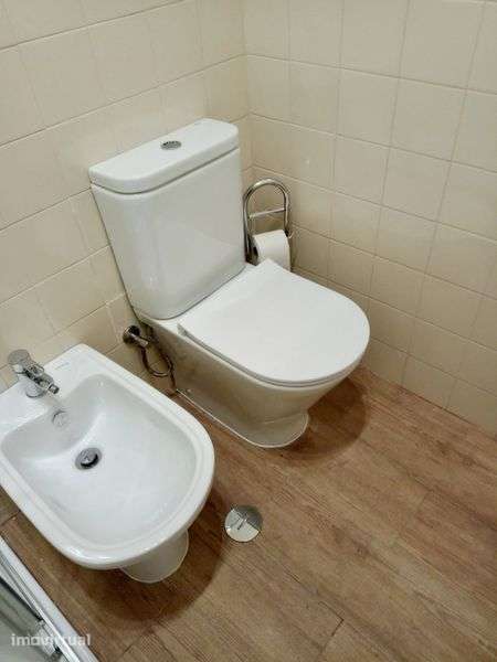 Arrendamento T1 av columbano bordalo pinheiro - Grande imagem: 4/5