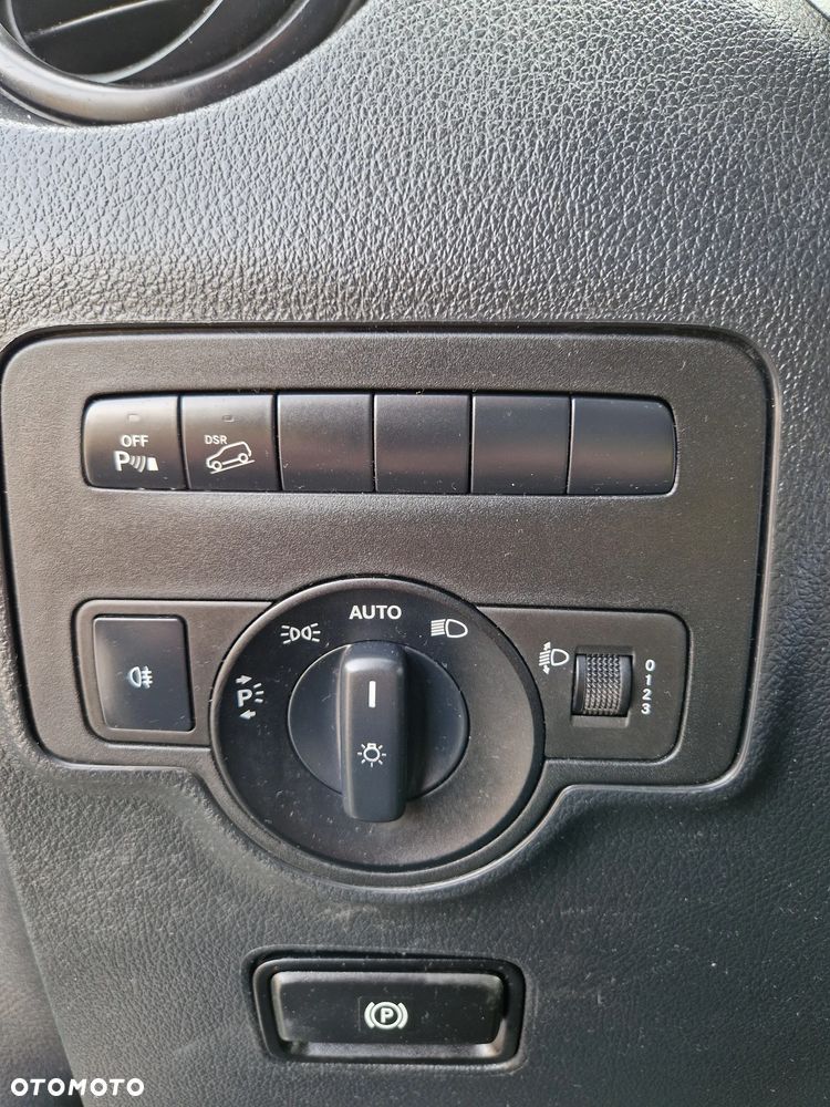 Mercedes-Benz VITO 114 CDI  4X4 LONG THERMO KING B-100 MAX - 13