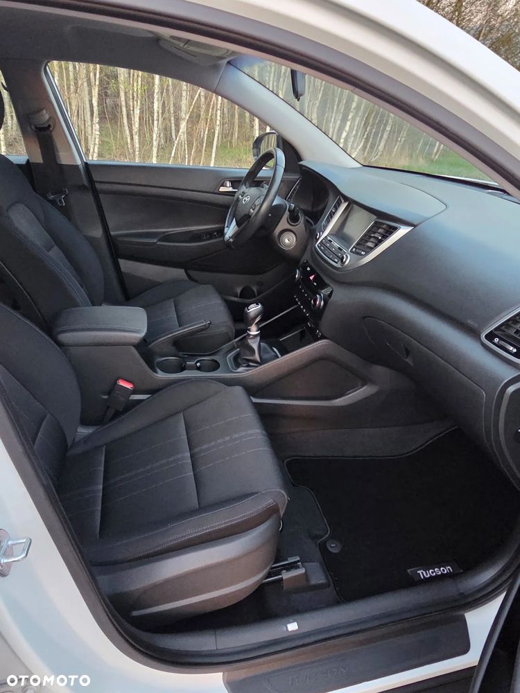 Hyundai Tucson - 16