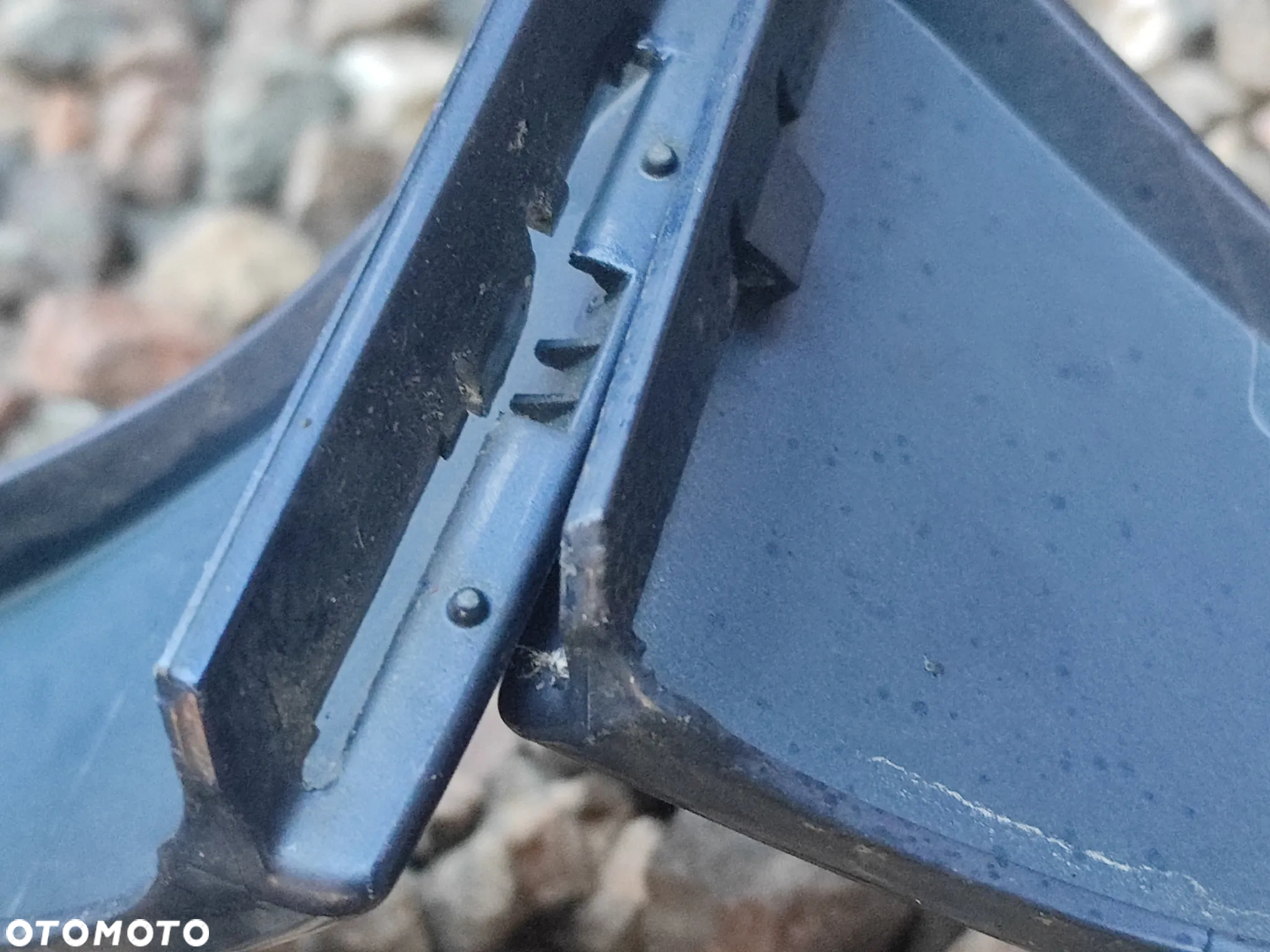 BMW E46 COUPE / CABRIO LIFT ( POLIFT ) ORYGINALNE LISTWY POD LAMPĘ / BLĘDY LAMP LEWA / PRAWA POD ŻARÓWKĘ H7 O NR. 51 13 7 064 326  / 51 13 7 064 325 OEM W KOLORZE A07 MYSTICBLAU METALIC - 17