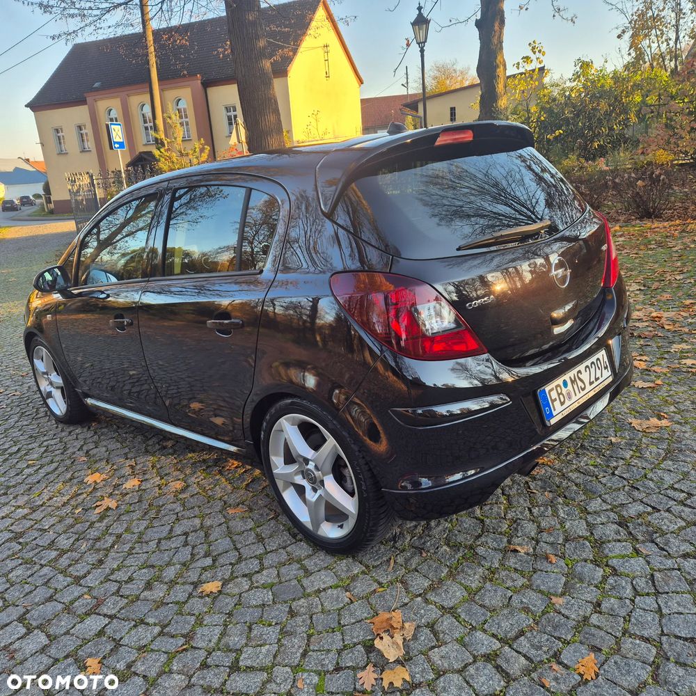 Opel Corsa 1.6 Turbo GSi - 7