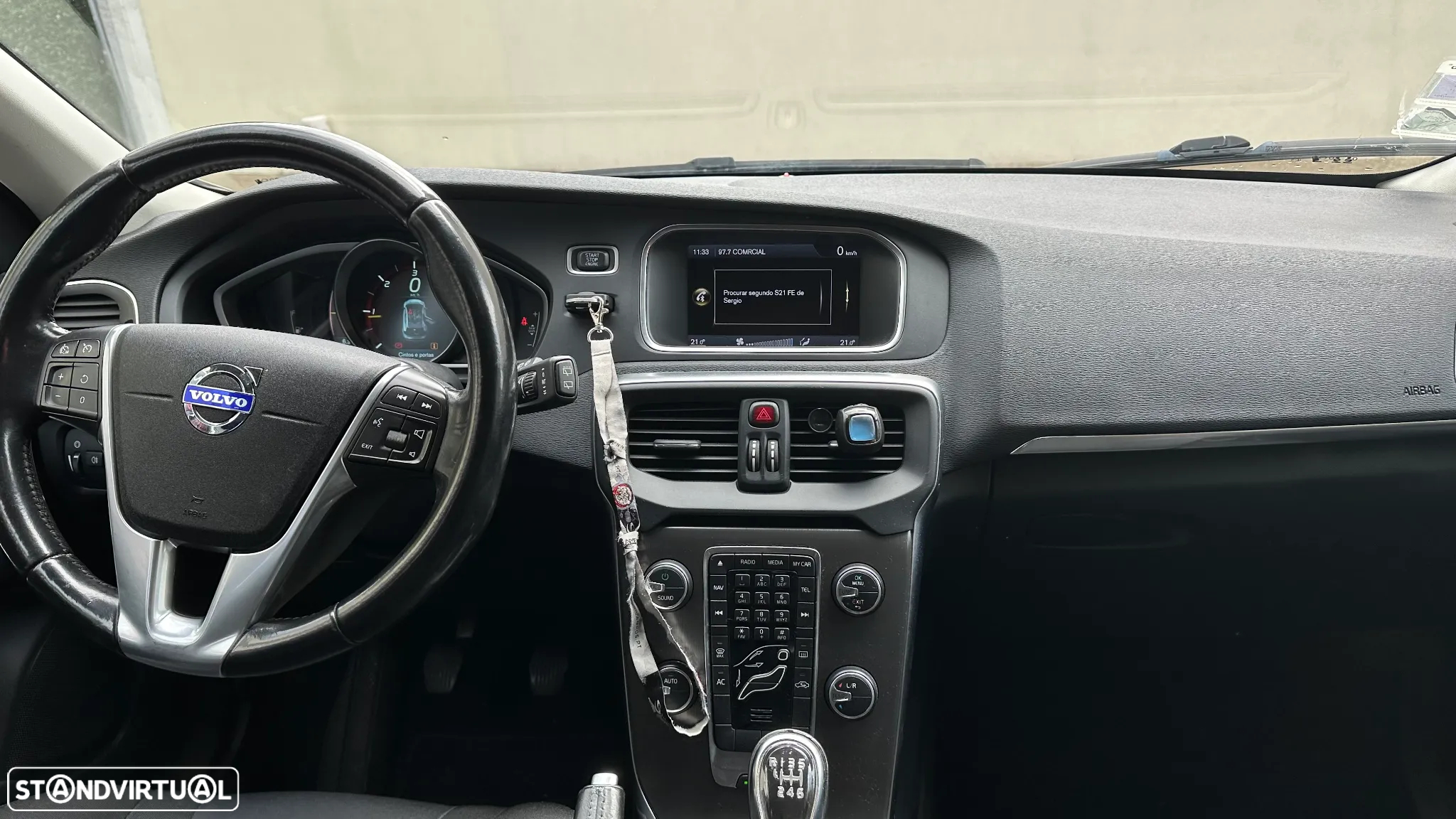 Volvo V40 1.6 D2 R-Design - 30