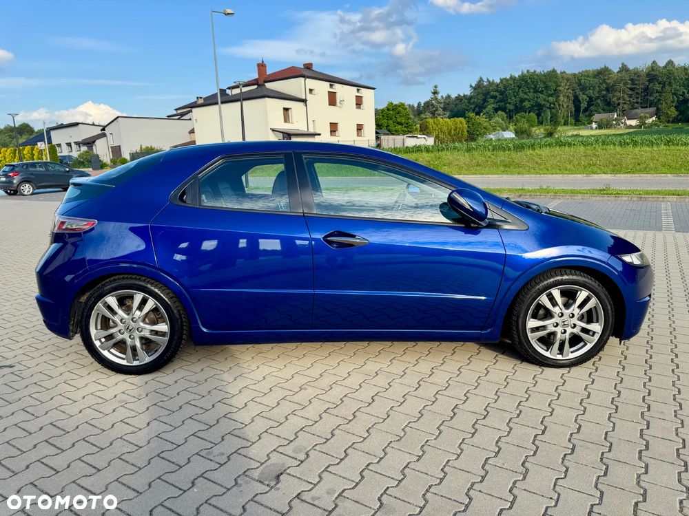 Honda Civic 1.8 GT Special Edition - 10