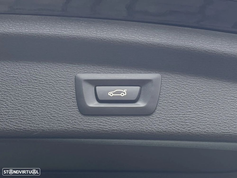 BMW X2 18 d sDrive Advantage - 29