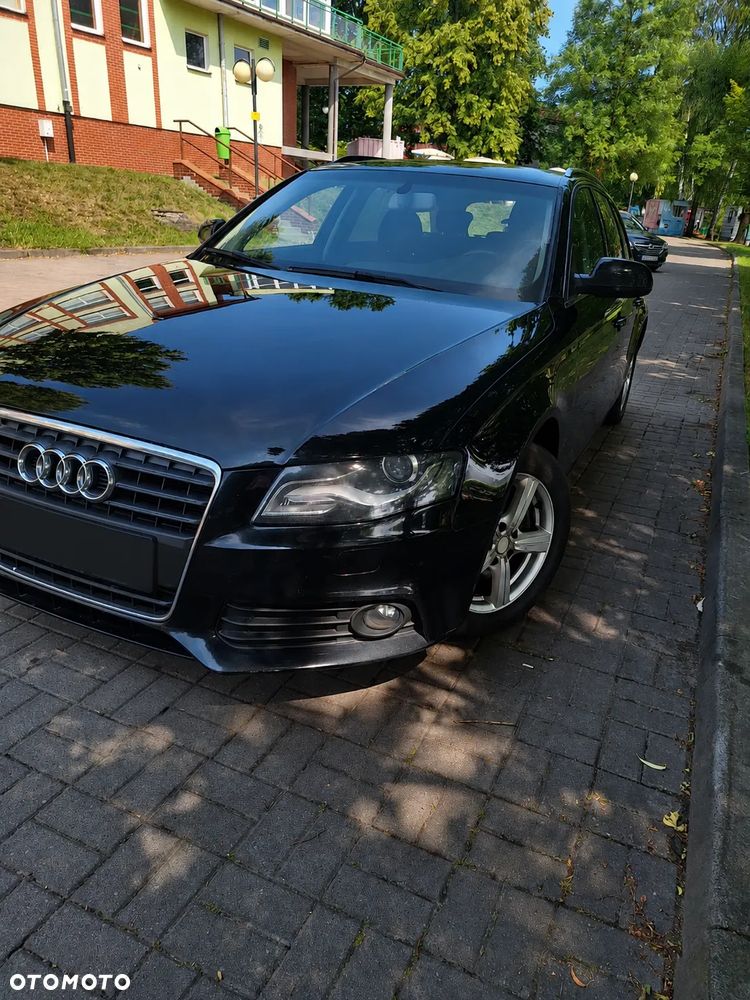 Audi A4 Avant - 8
