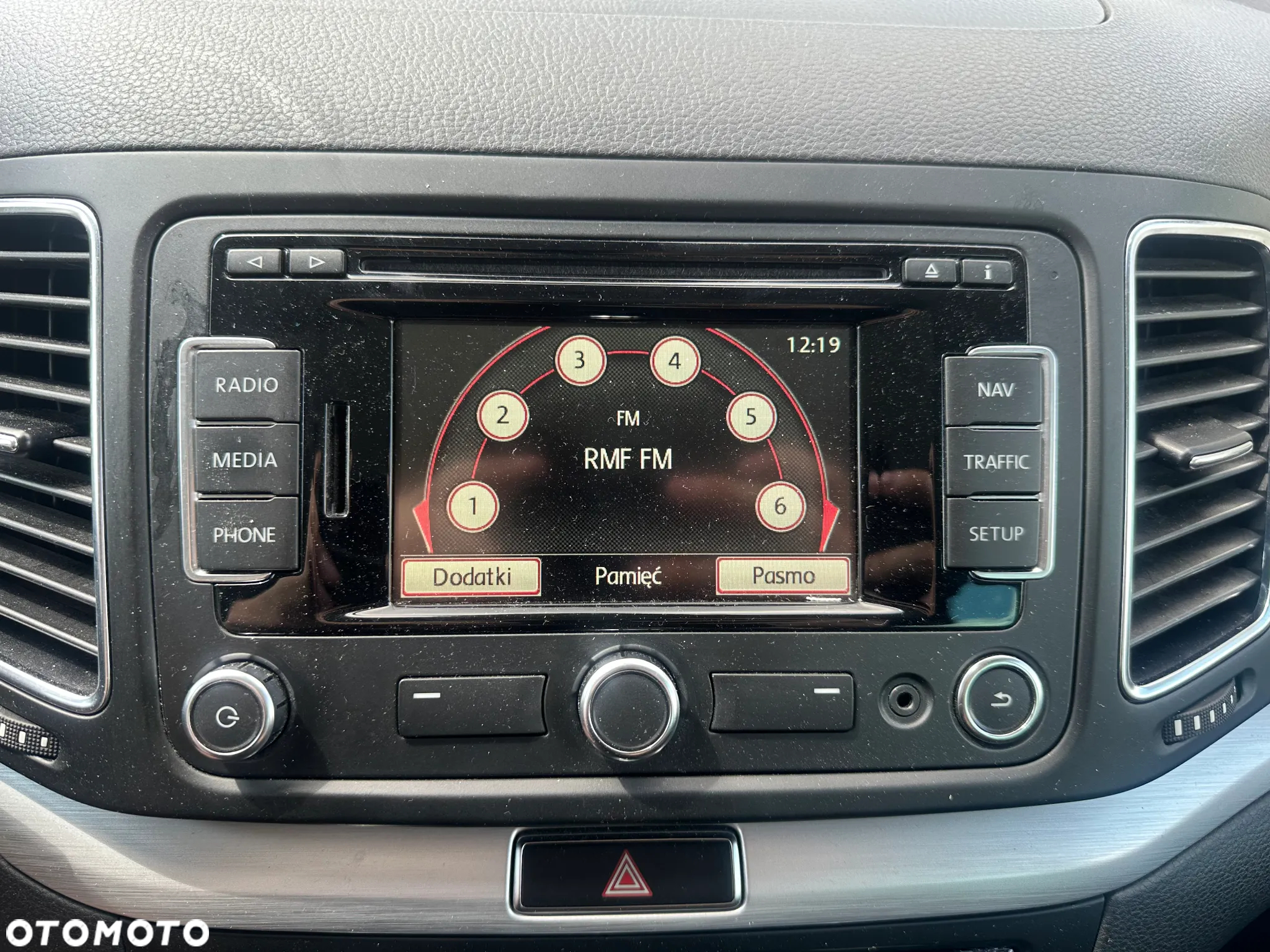 Volkswagen Sharan 2.0 TDI DSG BlueMotion Technology Cup - 12