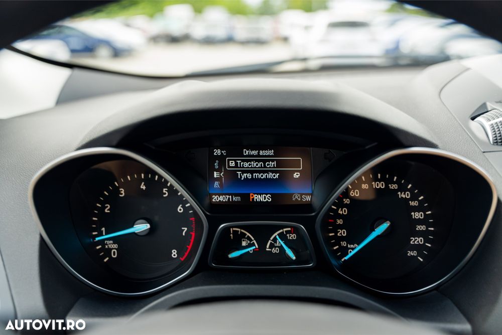 FORD Kuga 2018 — imagine 74