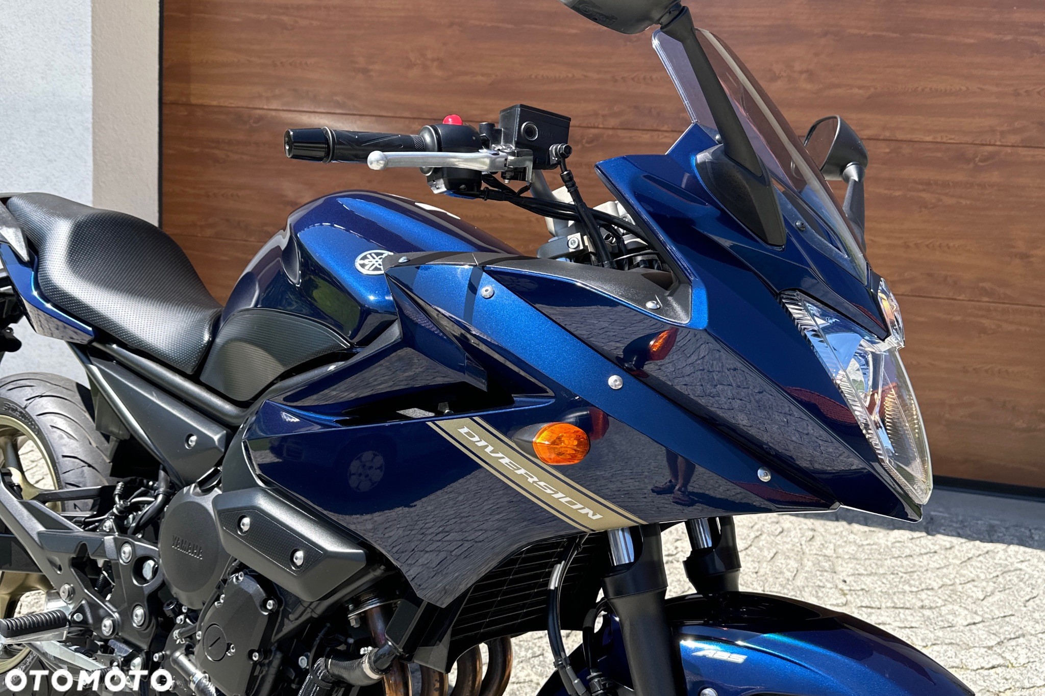 Yamaha XJ - 5