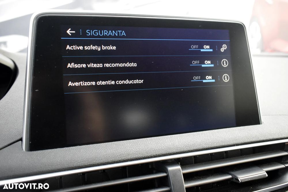 Peugeot 5008 BlueHDI 130 EAT8 Allure - 30