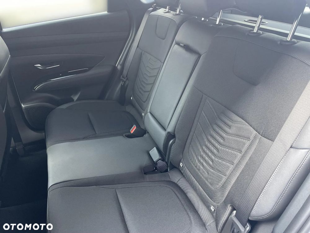 Hyundai Tucson 1.6 T-GDi HEV Executive 2WD - 22