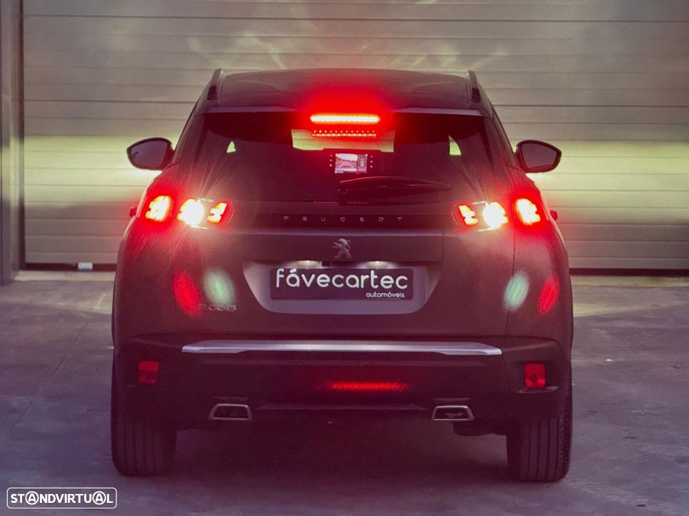 Peugeot 2008 1.2 PureTech Allure EAT8 - 21