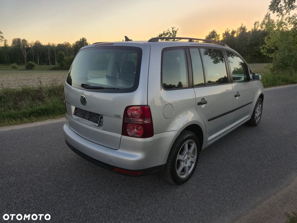 Volkswagen Touran 1.9 TDI - 15