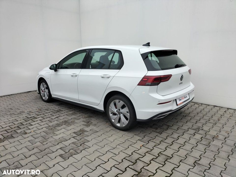 Volkswagen Golf - 5