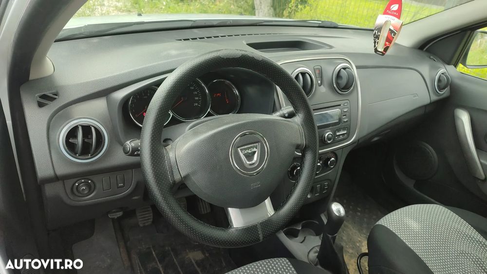 Dacia Logan 1.5 dCi Laureate - 5