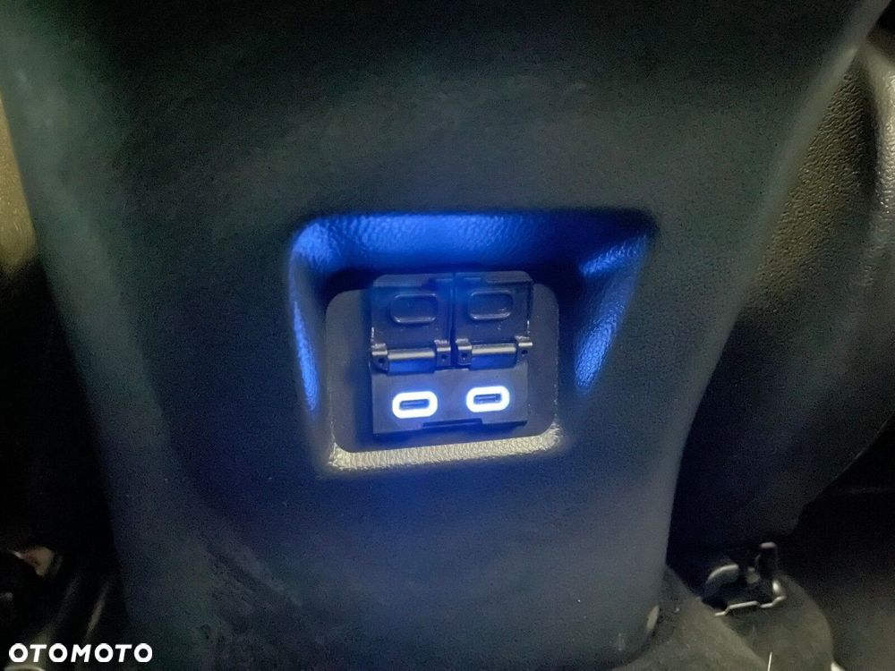 Toyota RAV4 - 29
