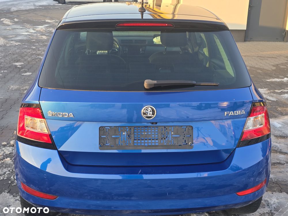 Skoda Fabia 1.0 MPI Edition - 4