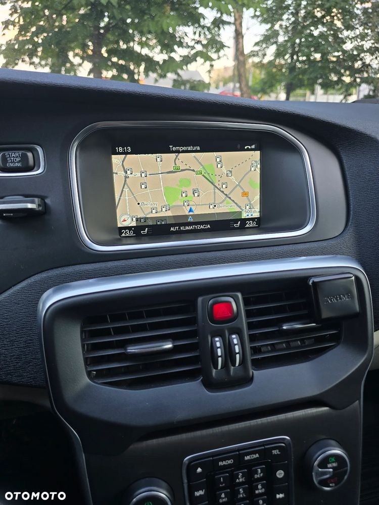 Volvo V40 T2 Drive-E Momentum - 29