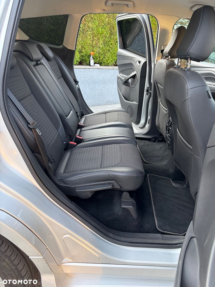 Ford Kuga 2.0 TDCi AWD ST-Line - 23