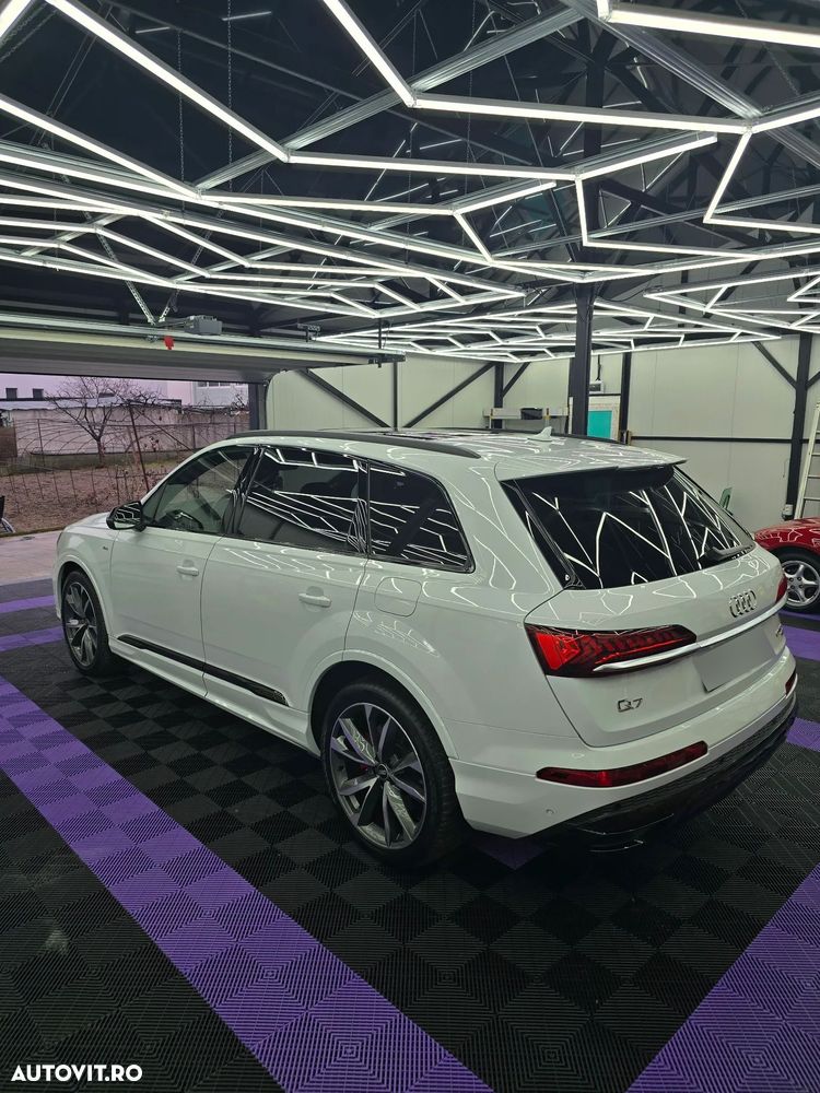 Audi Q7 3.0 60 TFSIe quattro Tiptronic S Line - 4