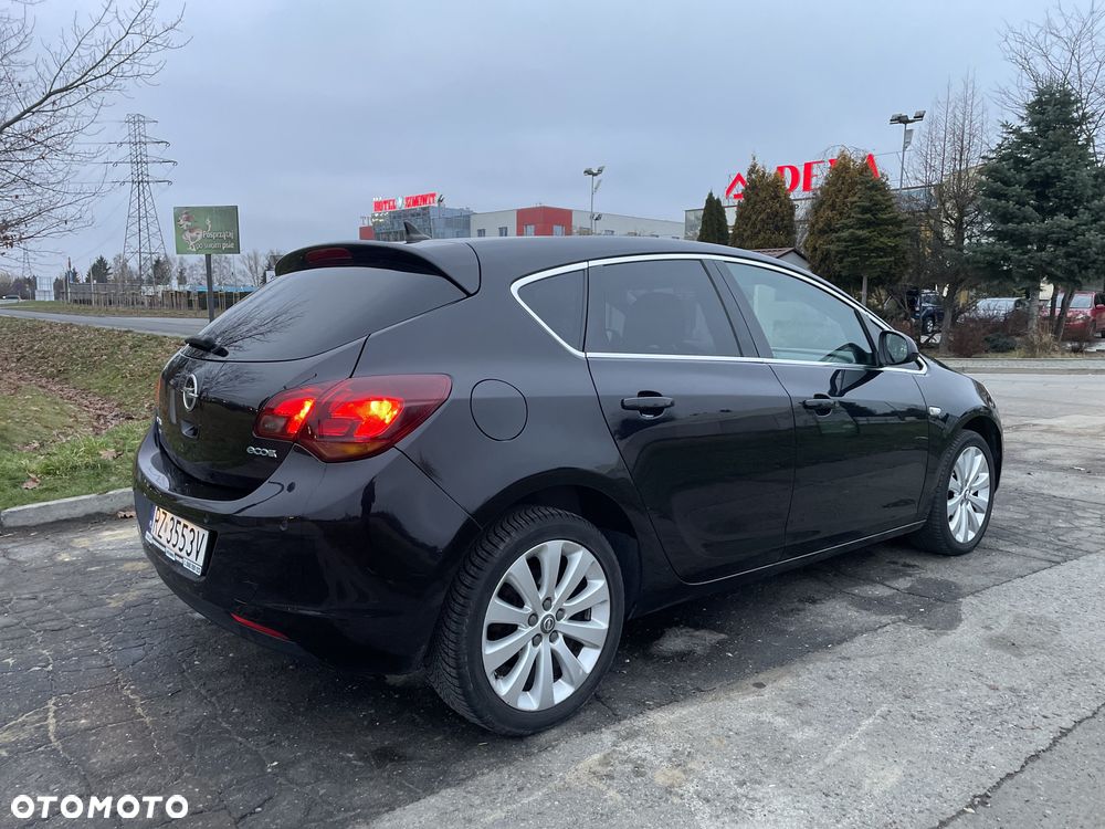 Opel Astra 1.3 CDTI DPF EcoFLEX Business Cosmo - 4