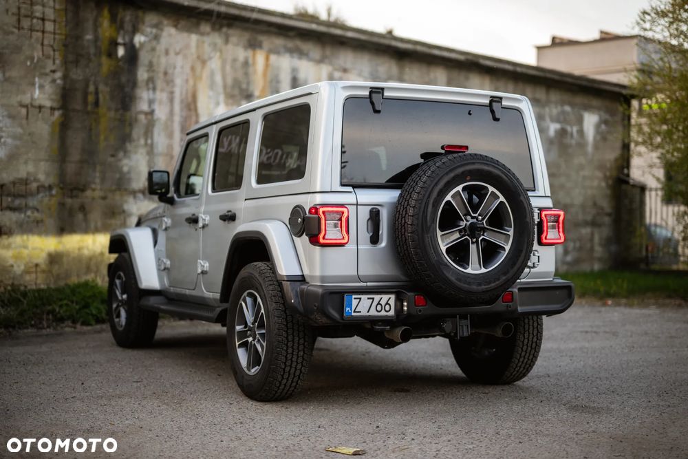 Jeep Wrangler Unlimited 3.6 Automatik Sahara - 10