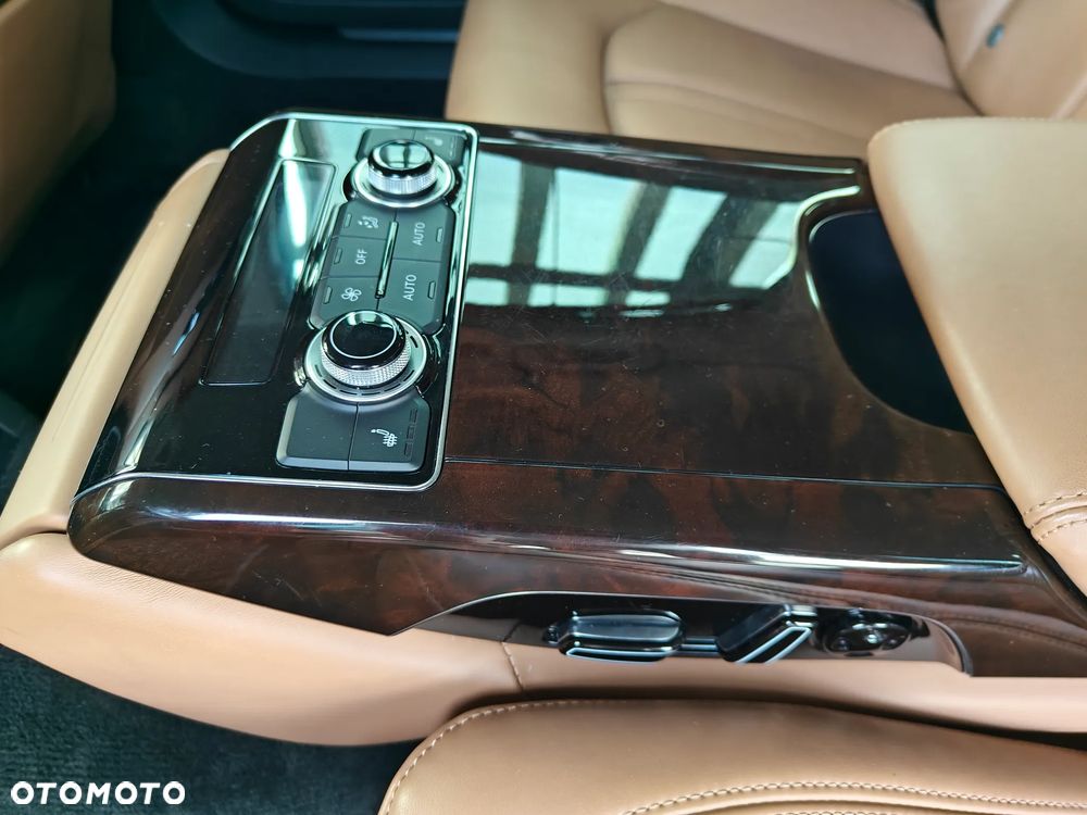 Audi A8 - 29