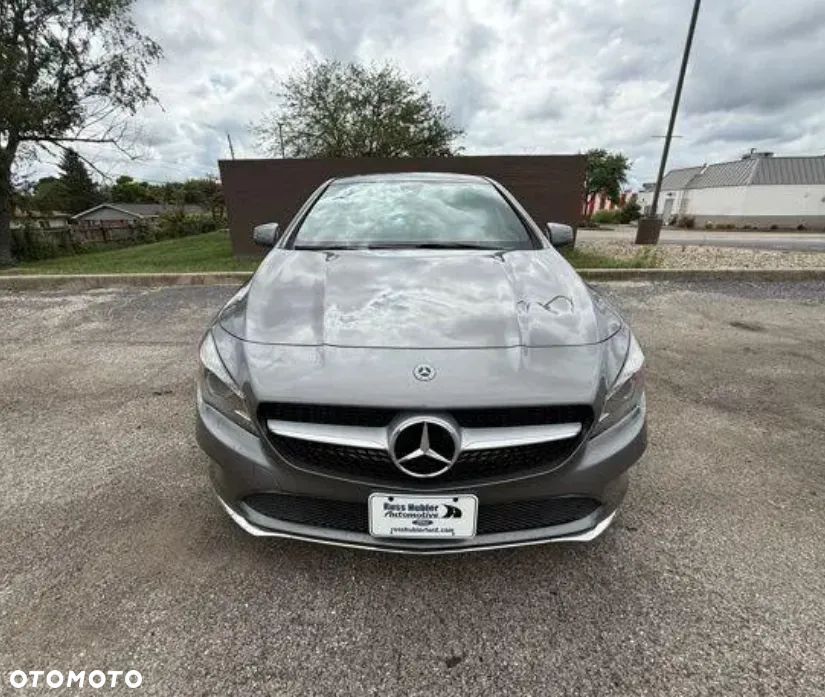 Mercedes-Benz CLA 250 4-Matic AMG Line - 3