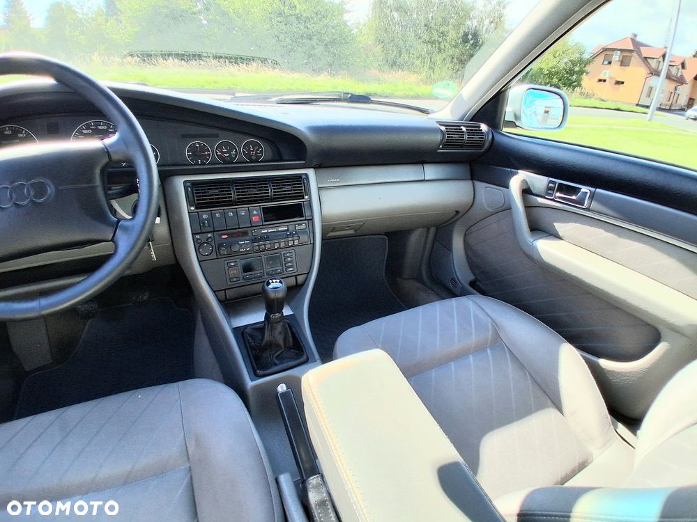 Audi A6 Limousine 2.6 E - 30