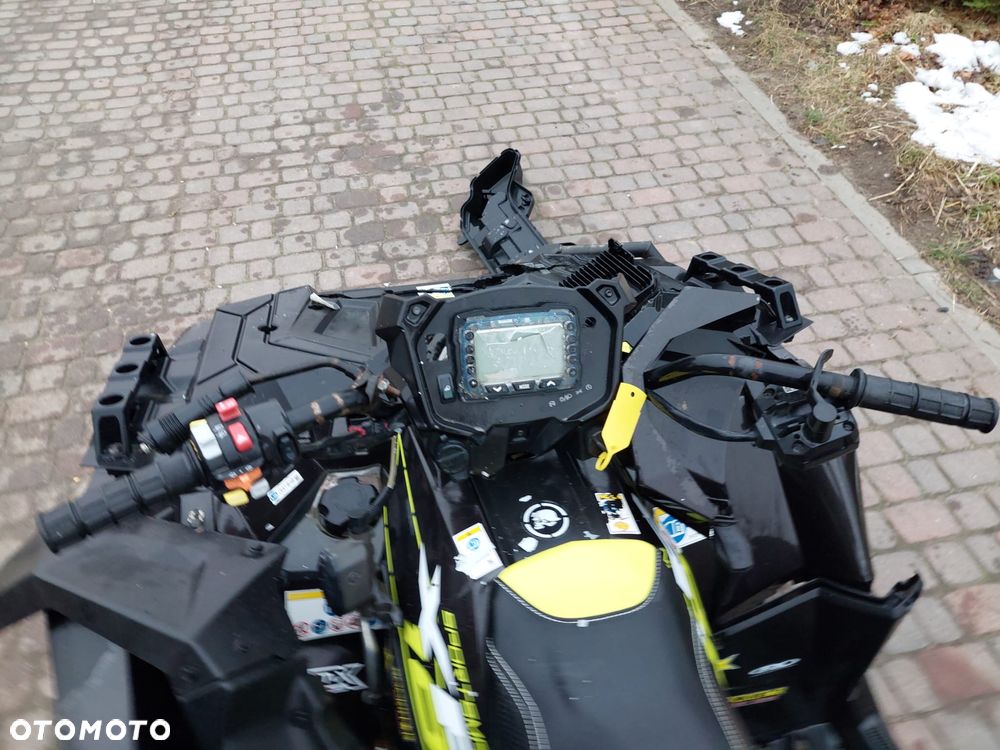 Polaris Sportsman - 24