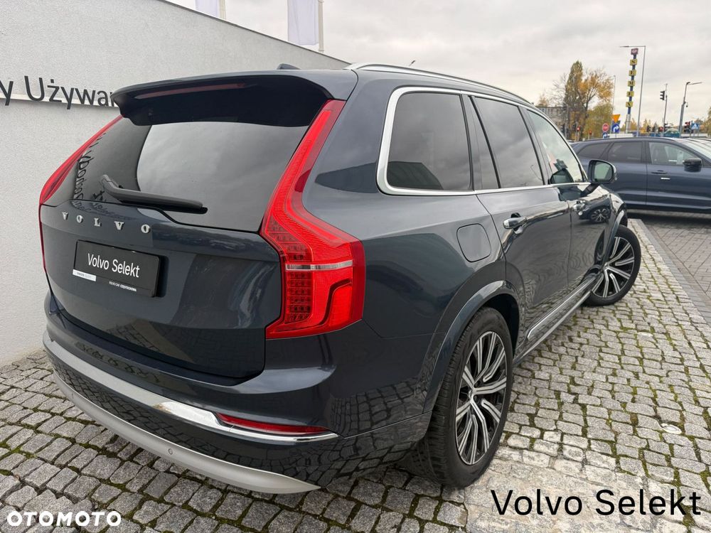 Volvo XC 90 - 8