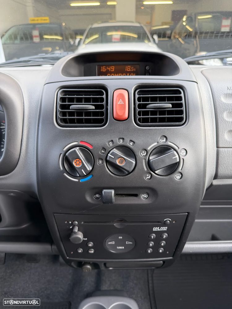 Opel Agila 1.2 16V Elegance - 9