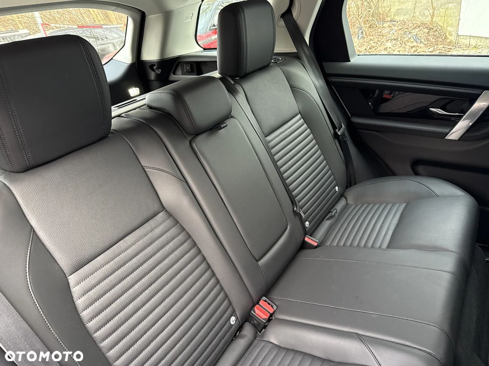 Land Rover Discovery Sport D200 Dynamic S - 17